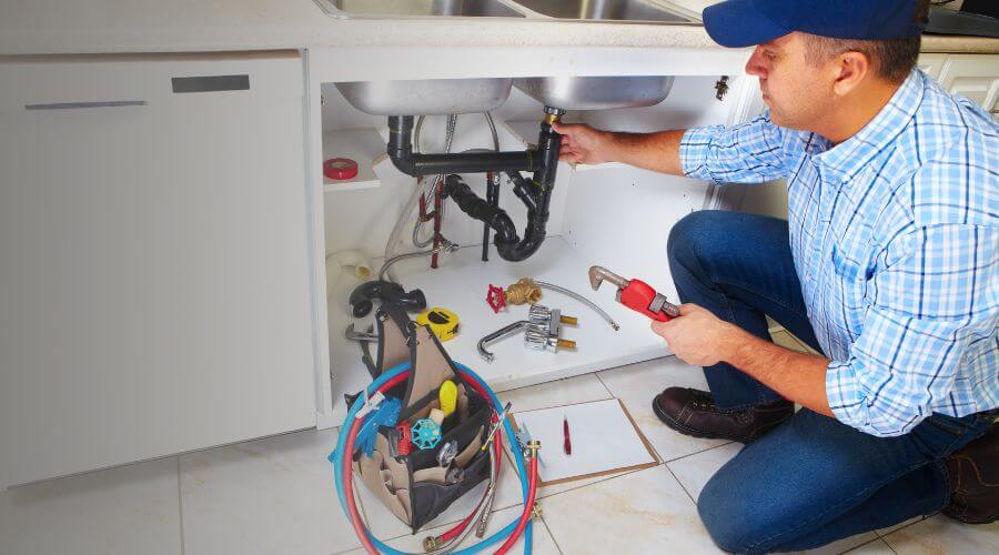 Local expert plumbing services in Alpha, IL